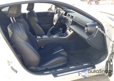 2023 Toyota Gr86 Premium z USA, uszkodzony, nr VIN JF1ZNBE12P9751764